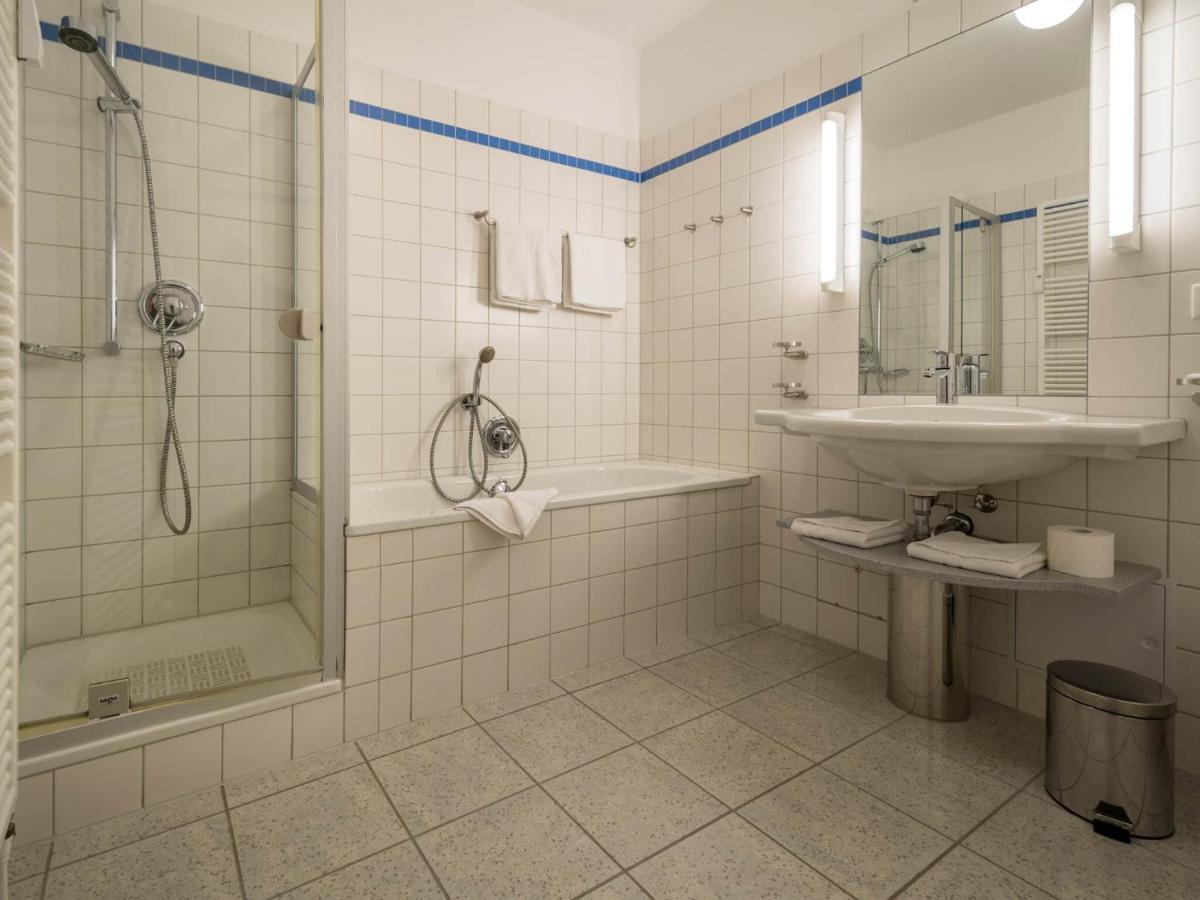 Kaiservillen Heringsdorf - Ferienwohnung Mit 1 Schlafzimmer Und Balkon D211 Екстер'єр фото